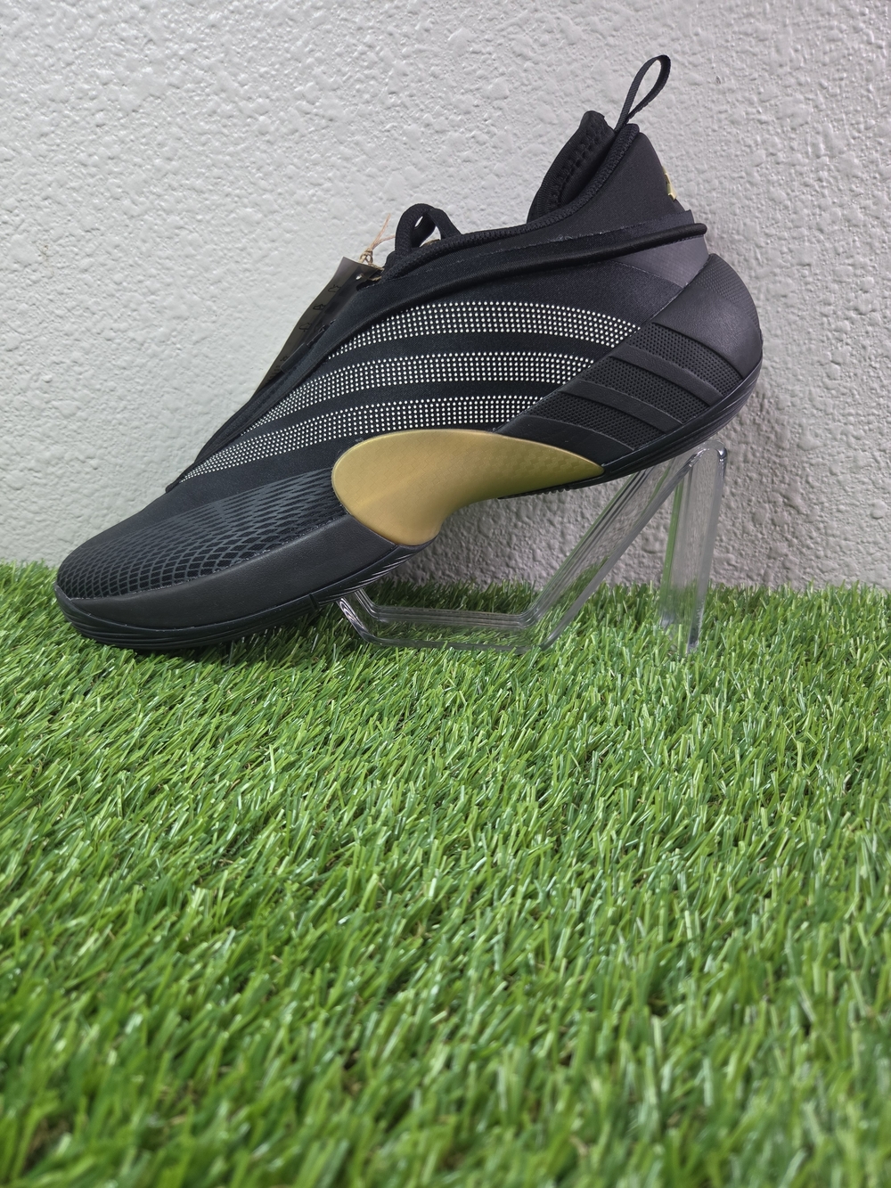 Adidas D.O.N. Issue 7 Basketball Shoes JQ9435 Size M 10 / W 11
